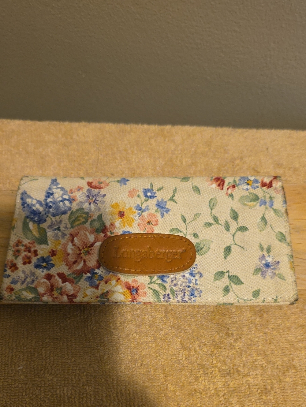Longaberger Cream Floral Checkbook holder - Inv.507
